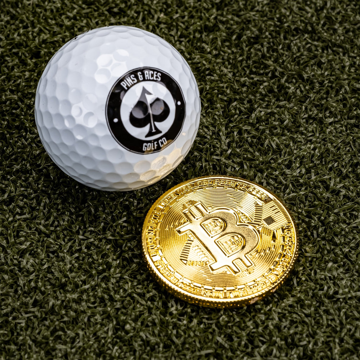 Pins and Aces Ball Mark-Bitcoin