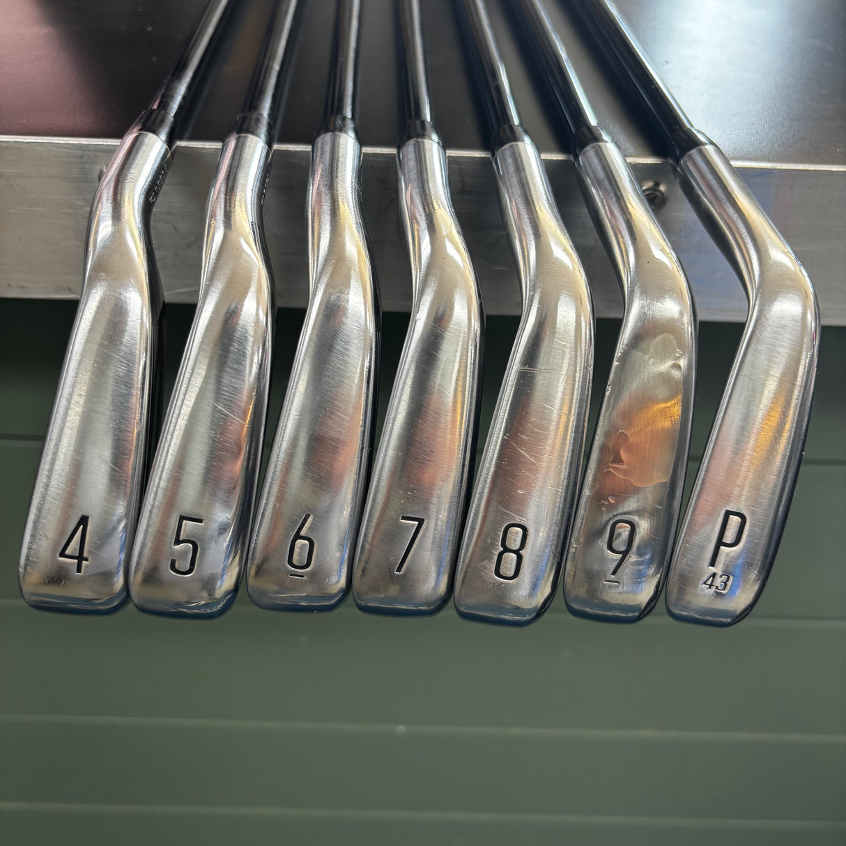 Used Titleist T350 Iron Set