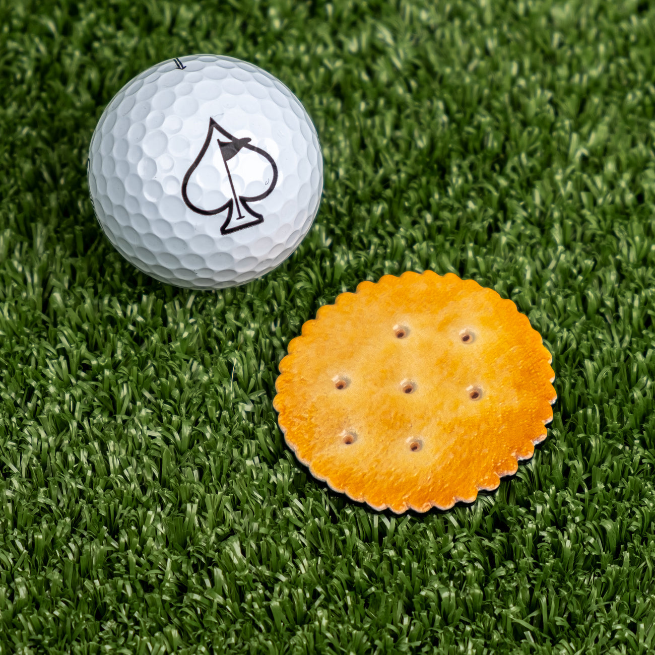 Pins and Aces Ball Mark-Gilmore Cracker