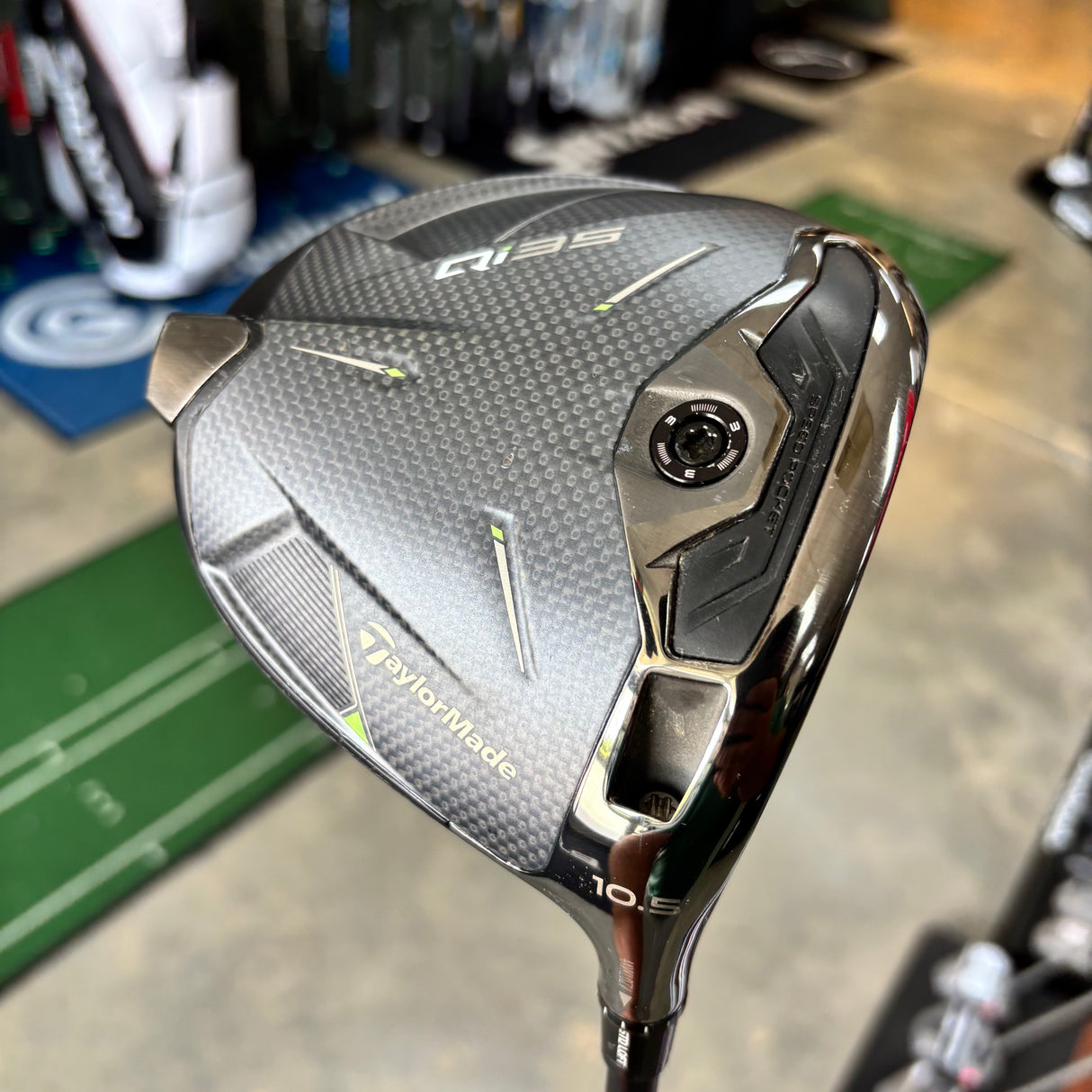 Used TaylorMade Qi35 Core 10.5° Driver
