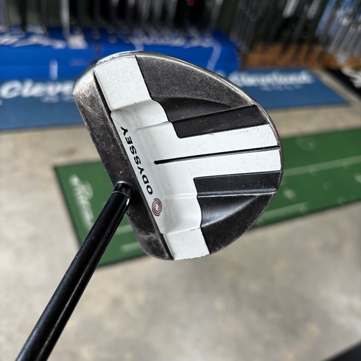 Used Odyssey V-Line CS Big T Putter 33.5"