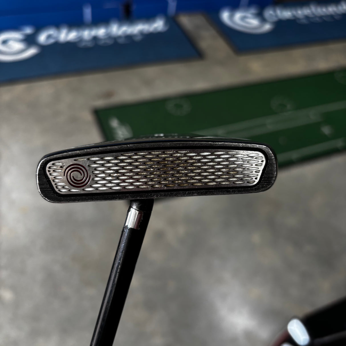 Used Odyssey V-Line CS Big T Putter 33.5"