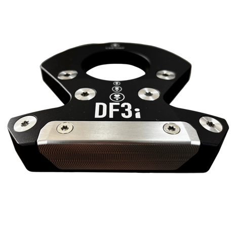 Black putter head with 'DF3i' branding on a blurred background