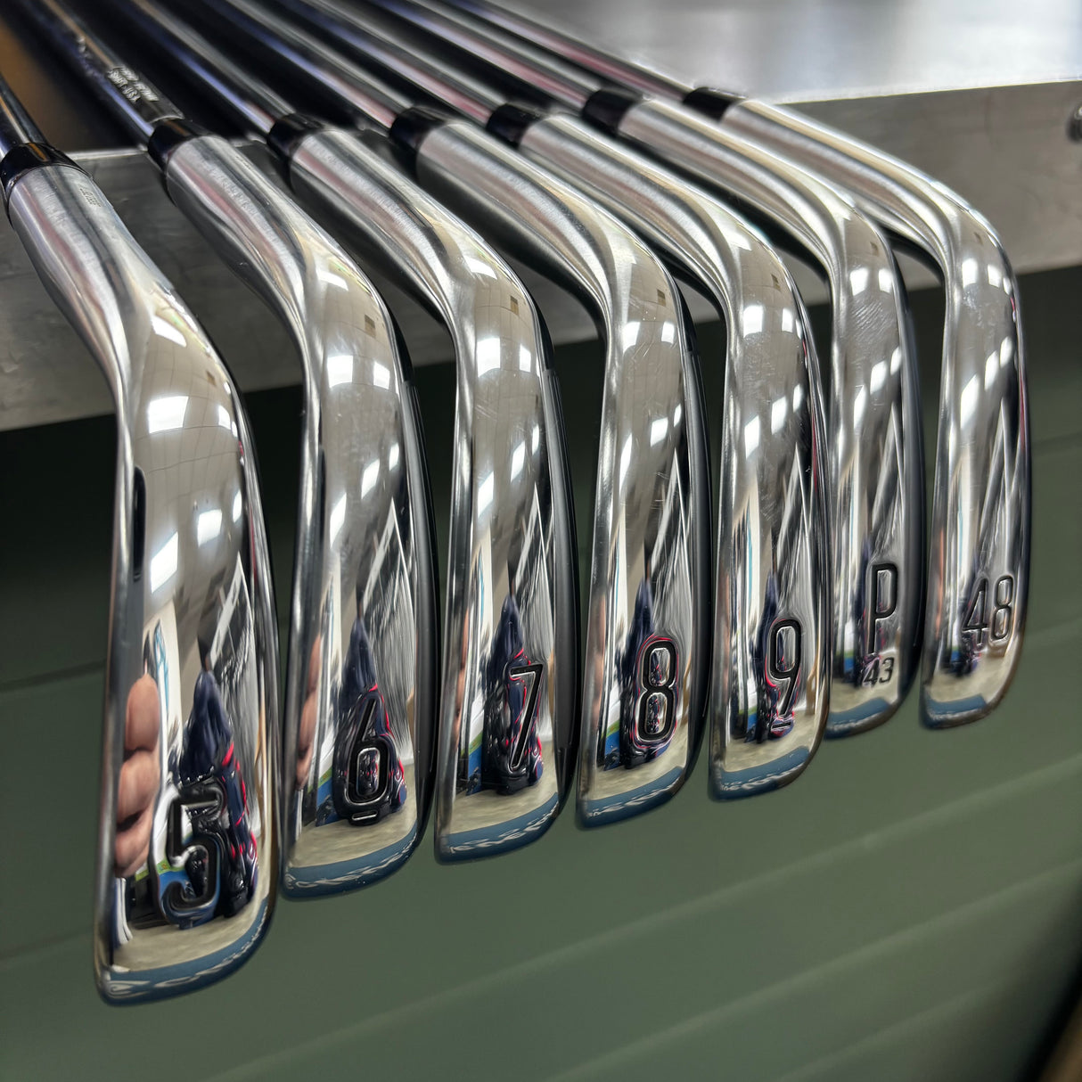 Used Titleist T200 Iron Set