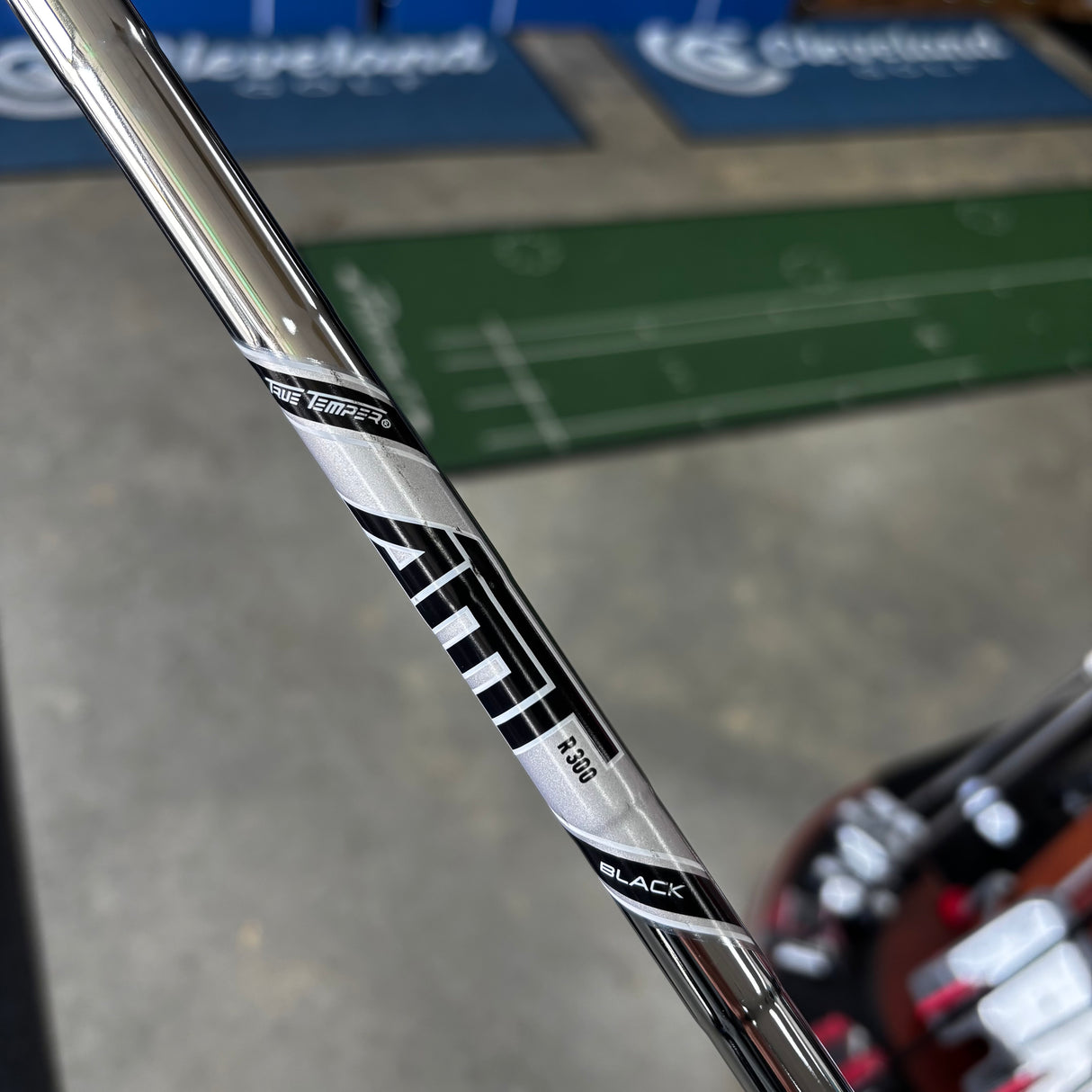 Used Titleist T200 Iron Set