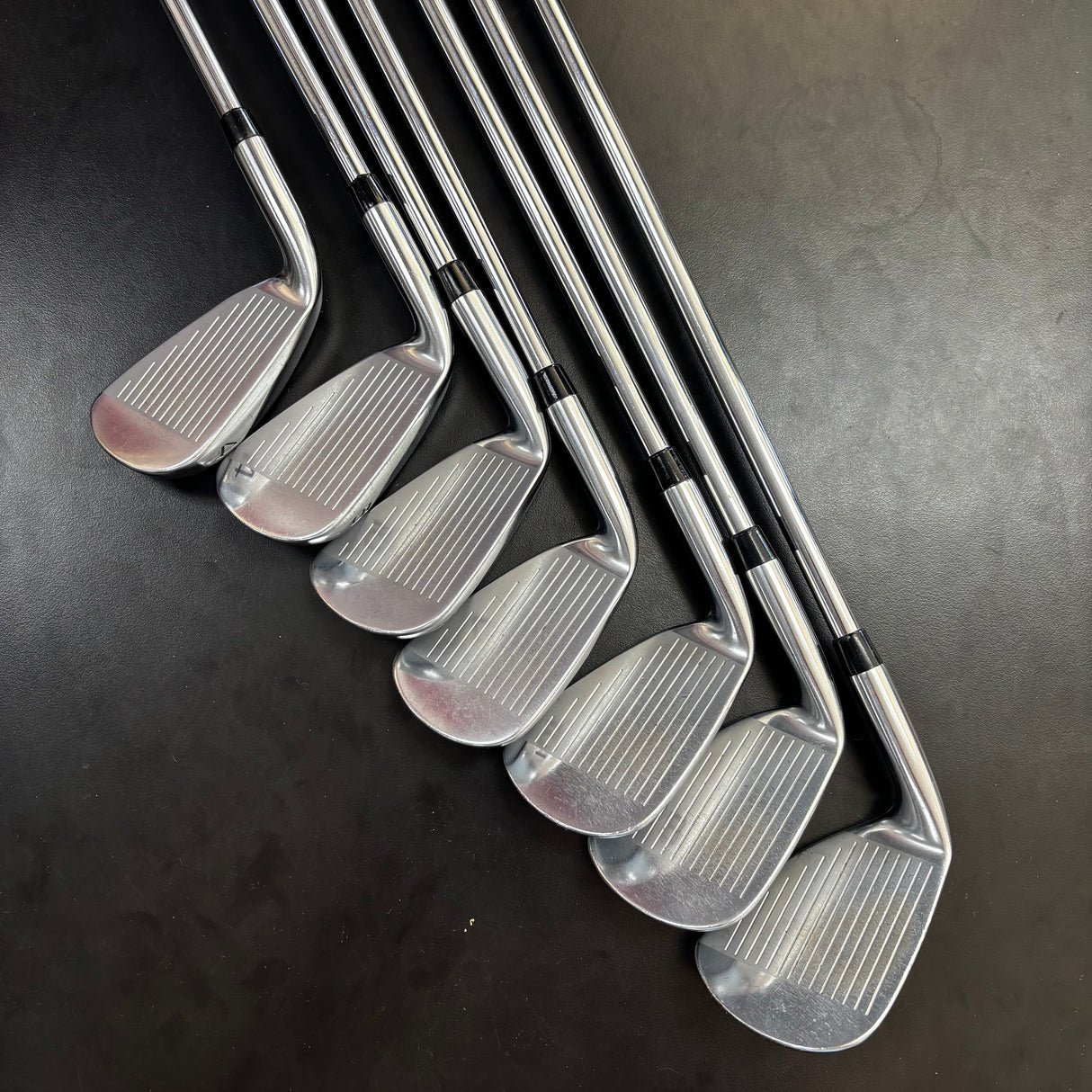 Used Mizuno JPX 850 Iron Set