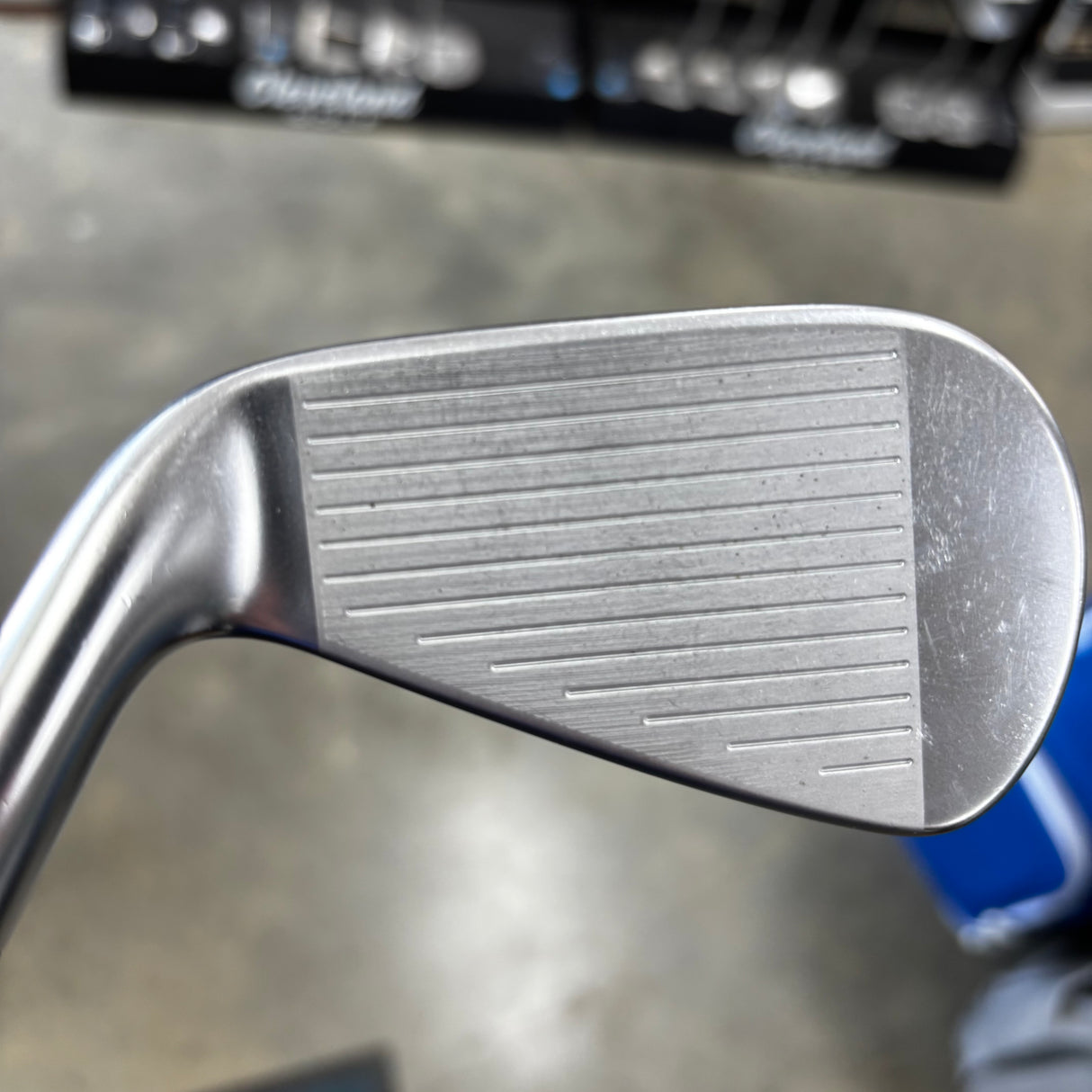 Used Srixon ZX 2i 18° Utility Iron