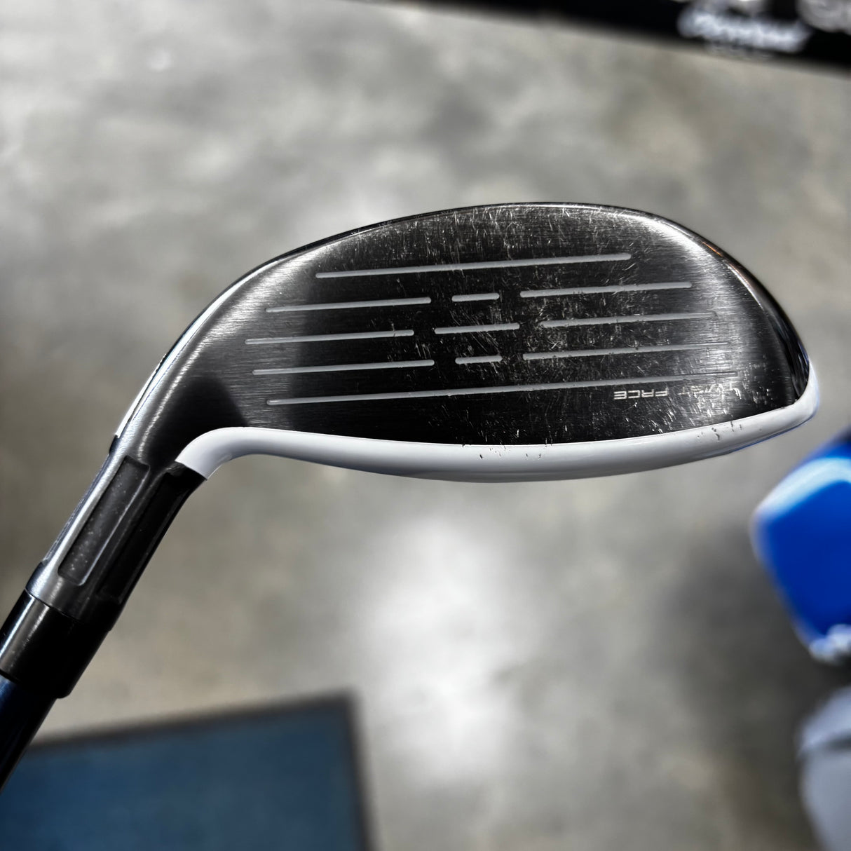 Used TaylorMade Sim 2 Max 3H 19° Hybrid